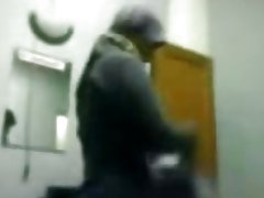 Інданезійская - хіджаб дзяўчына стогне