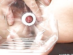 Выдатная японская красуня атрымлівае фаршаваныя многія тоўстыя фалаімітатары